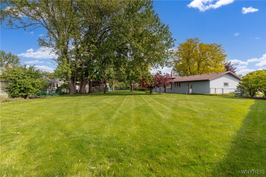 24 Glenbourne Court, Amherst, New York image 37