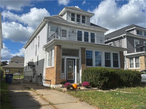 Photo of 78 Carmel Road #upper, Buffalo, NY 14214 (MLS # B1722149)