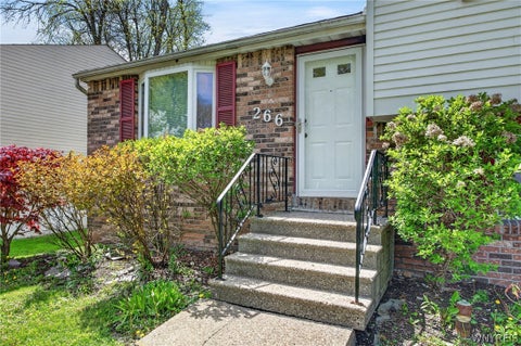 Tiny photo for 266 Peppertree Drive, Amherst, NY 14228 (MLS # B1724248)