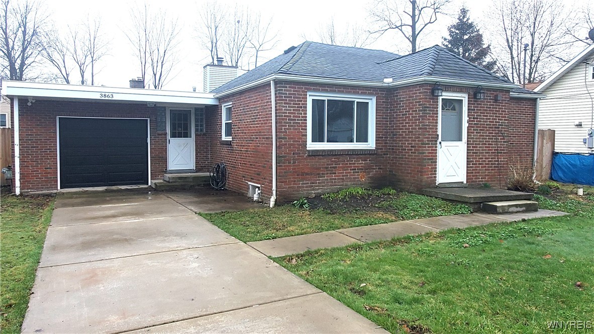 3863 Princeton Road, Hamburg, New York image 1