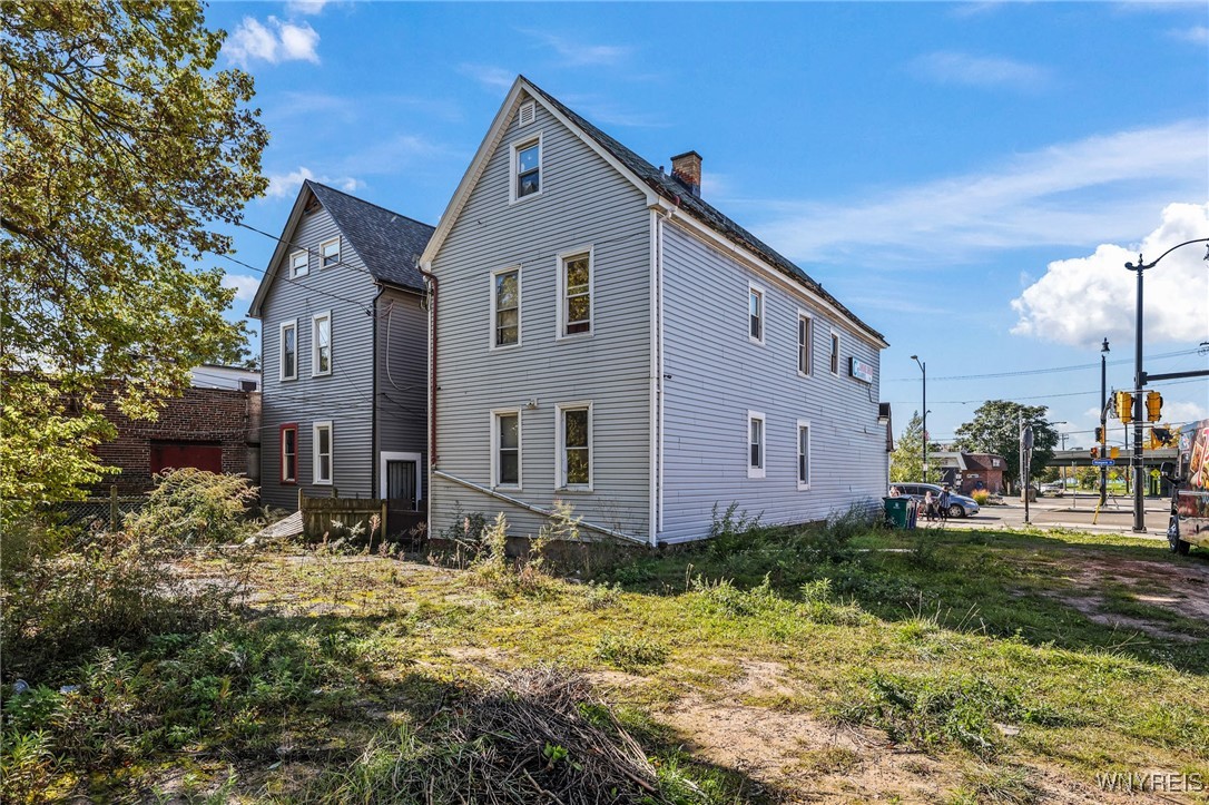 2077 Niagara Street, Buffalo, New York image 35