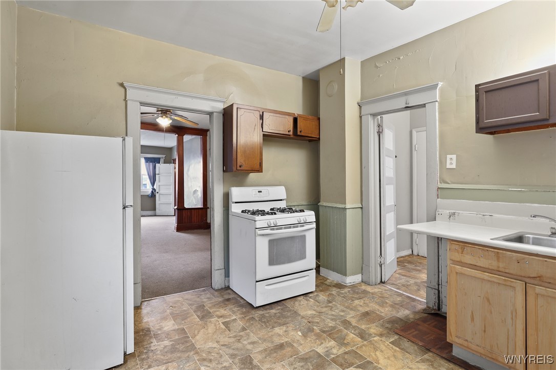 2077 Niagara Street, Buffalo, New York image 14