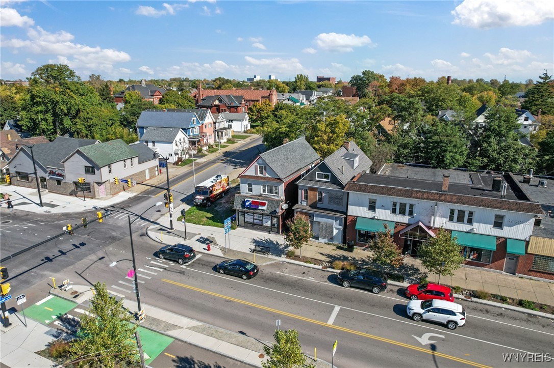 2077 Niagara Street, Buffalo, New York image 3