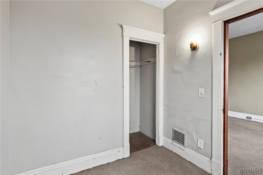 2077 Niagara Street, Buffalo, New York image 28