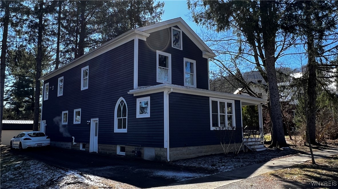 28 Martha Street, Ellicottville, New York image 1