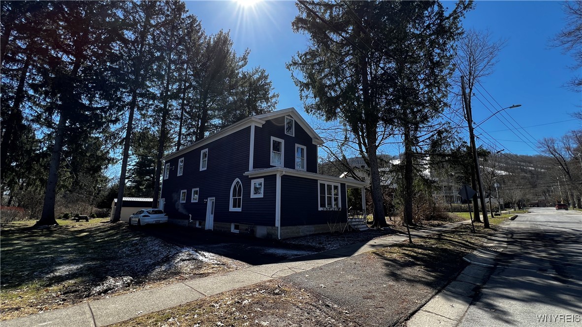 28 Martha Street, Ellicottville, New York image 2