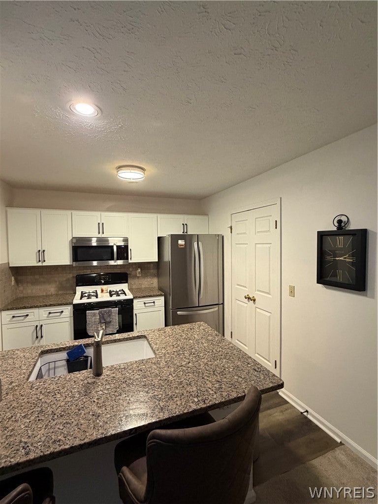 623 Strand Pond Circle