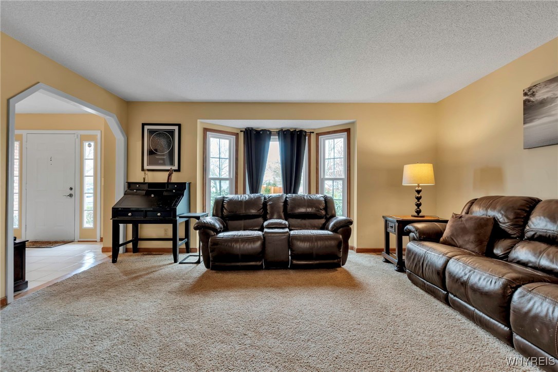 16 Southpoint Drive, Lancaster, New York image 7