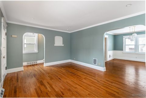 Tiny photo for 204 Nassau Avenue, Tonawanda, NY 14217 (MLS # B1659907)