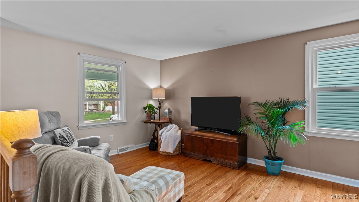 22 Francine Lane, Cheektowaga, New York image 5