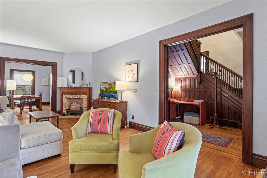 70 Hoyt Street, Buffalo, New York image 8