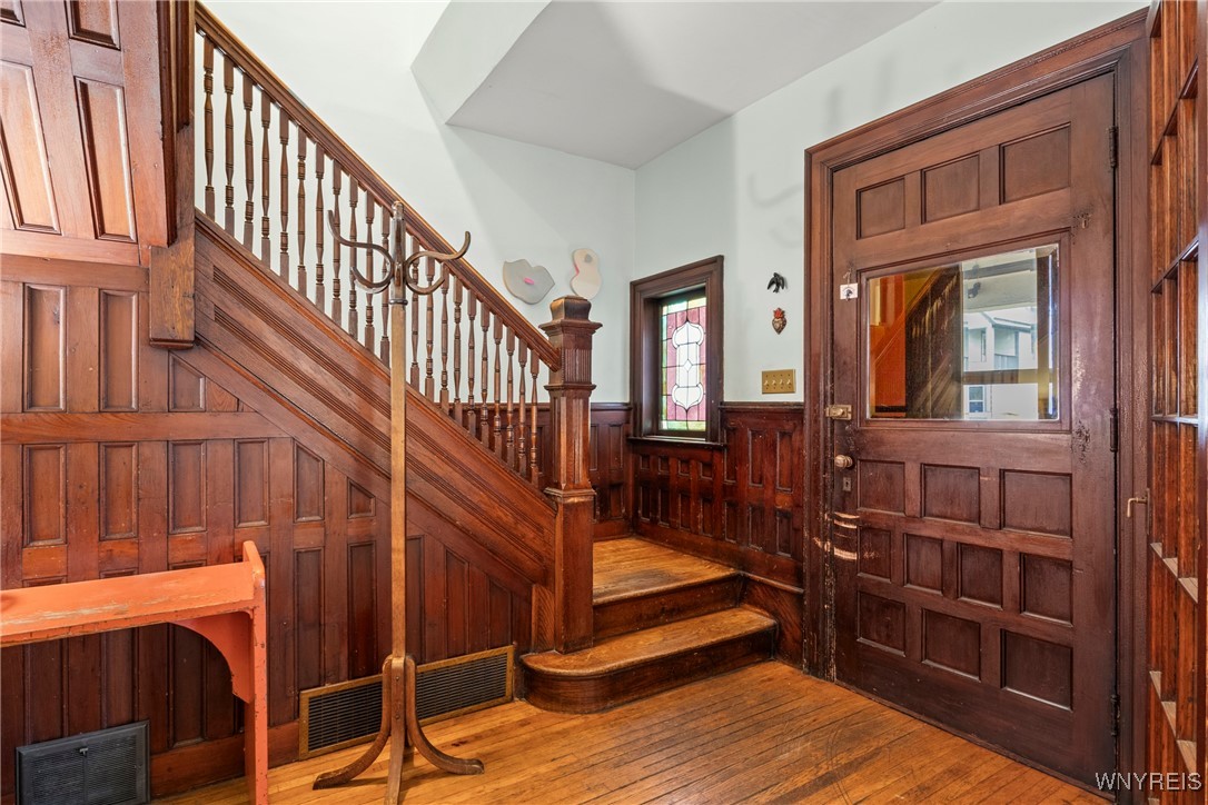 70 Hoyt Street, Buffalo, New York image 4