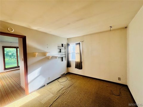 Tiny photo for 4177 Norway Place, Hamburg, NY 14075 (MLS # B1685173)