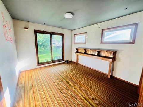 Tiny photo for 4177 Norway Place, Hamburg, NY 14075 (MLS # B1685173)