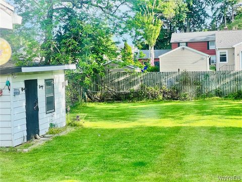 Tiny photo for 4177 Norway Place, Hamburg, NY 14075 (MLS # B1685173)