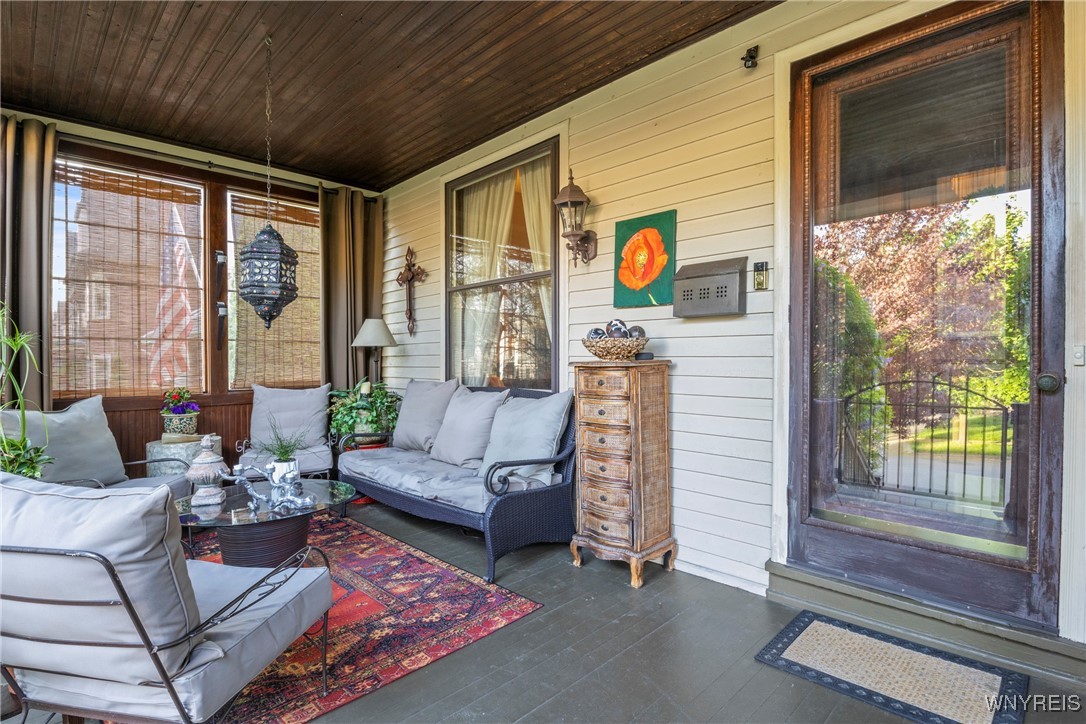 48 Crescent Avenue