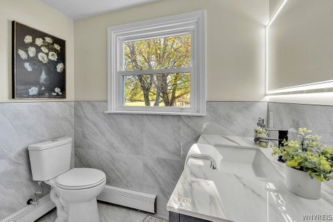 Tiny photo for 2960 Love Road, Grand Island, NY 14072 (MLS # B1722227)