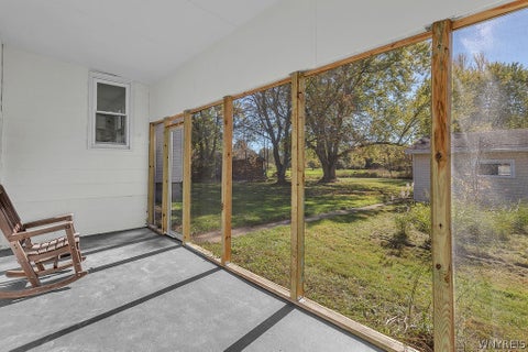 Tiny photo for 2960 Love Road, Grand Island, NY 14072 (MLS # B1722227)