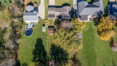 Tiny photo for 2960 Love Road, Grand Island, NY 14072 (MLS # B1722227)
