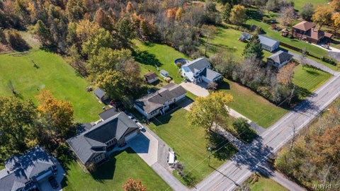 Tiny photo for 2960 Love Road, Grand Island, NY 14072 (MLS # B1722227)