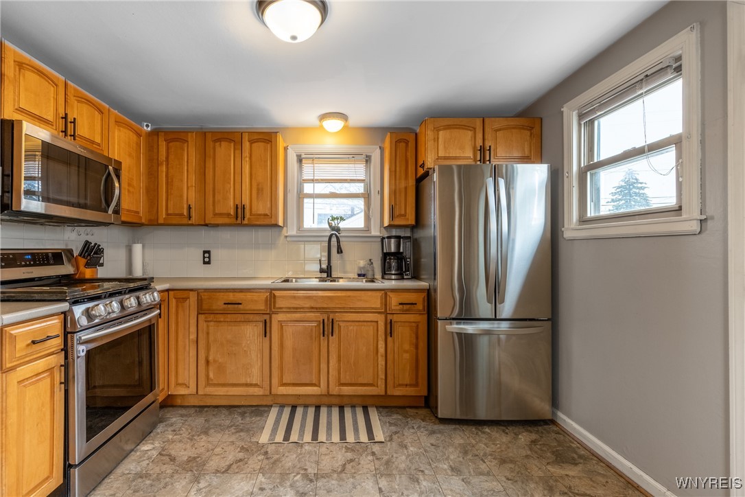 174 Greenway Boulevard, Cheektowaga, New York image 5