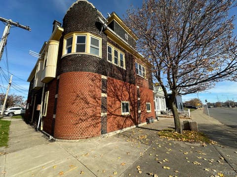 Apartment For Rent - 654 Hertel Avenue #D<br/> Buffalo, NY 14207