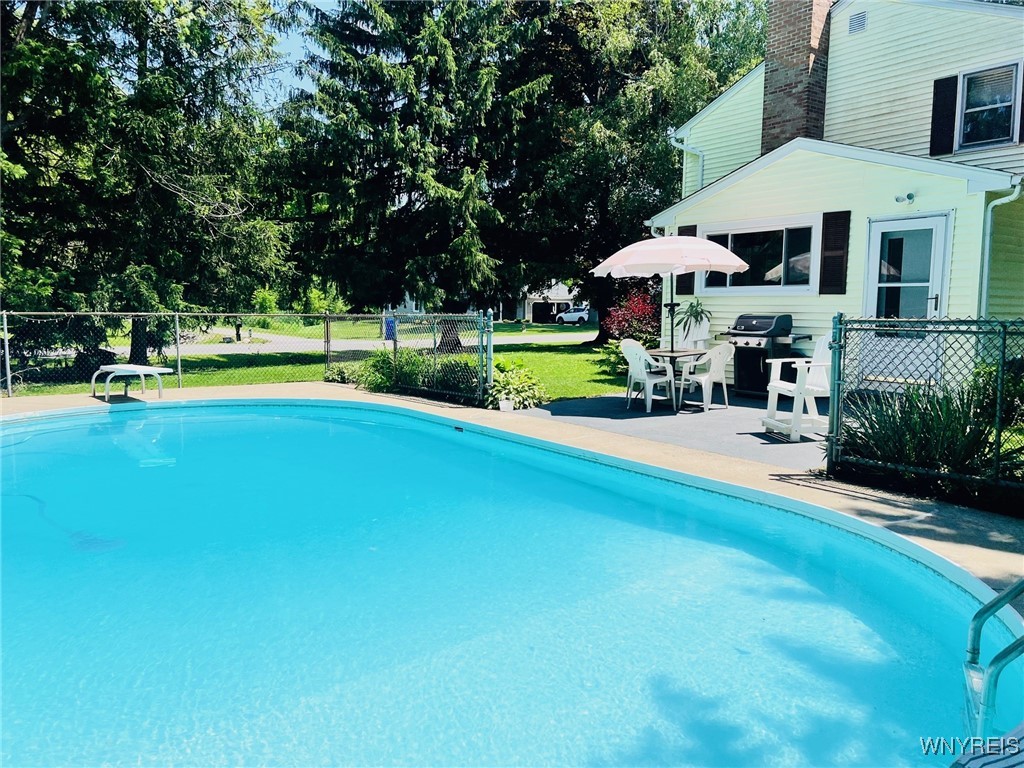 4876 Meadow Lane, Hamburg, New York image 31