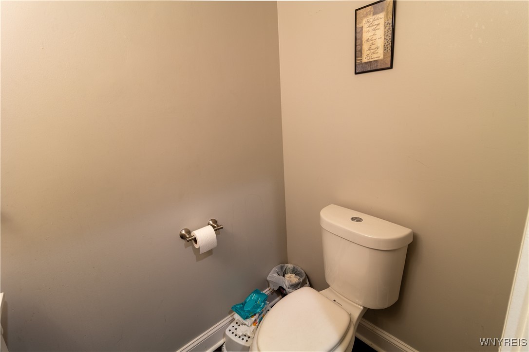 5020 E River Road, Grand Island, New York image 31