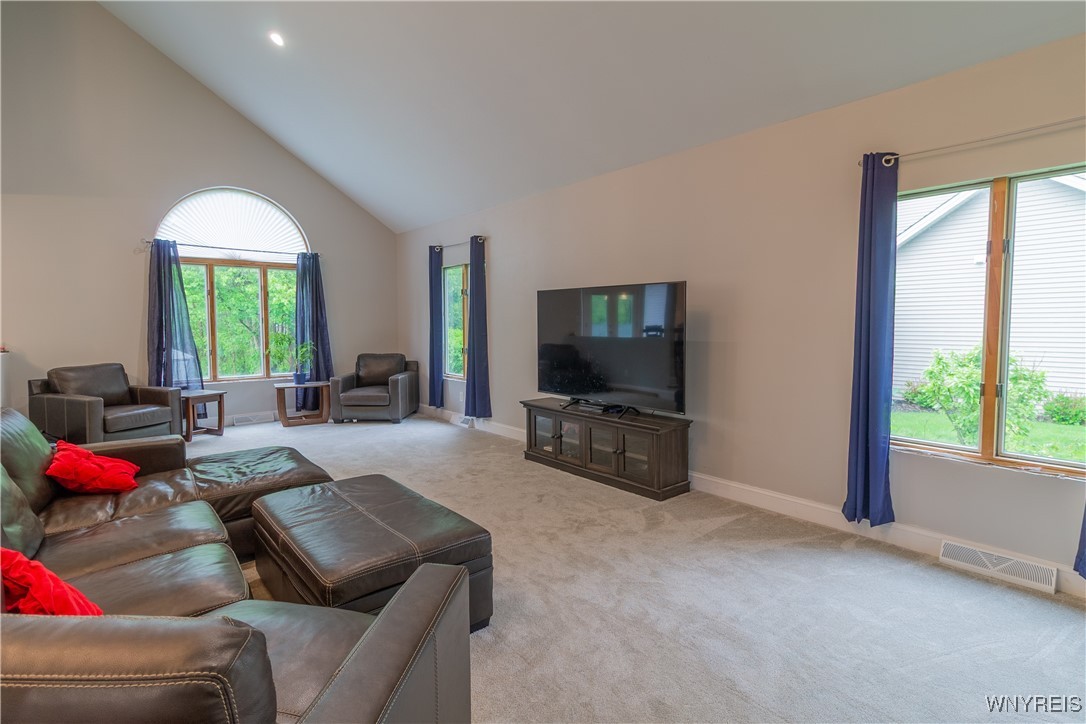 5020 E River Road, Grand Island, New York image 27