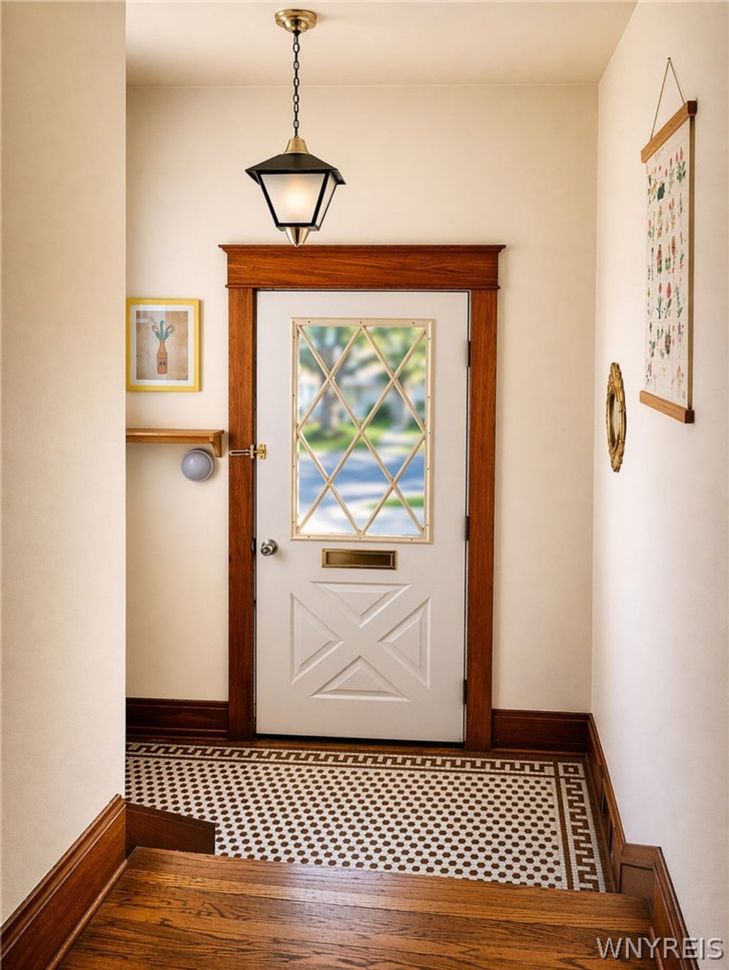 Photo of 342 Parkwood Avenue, Tonawanda, NY 14217 (MLS # B1674416)