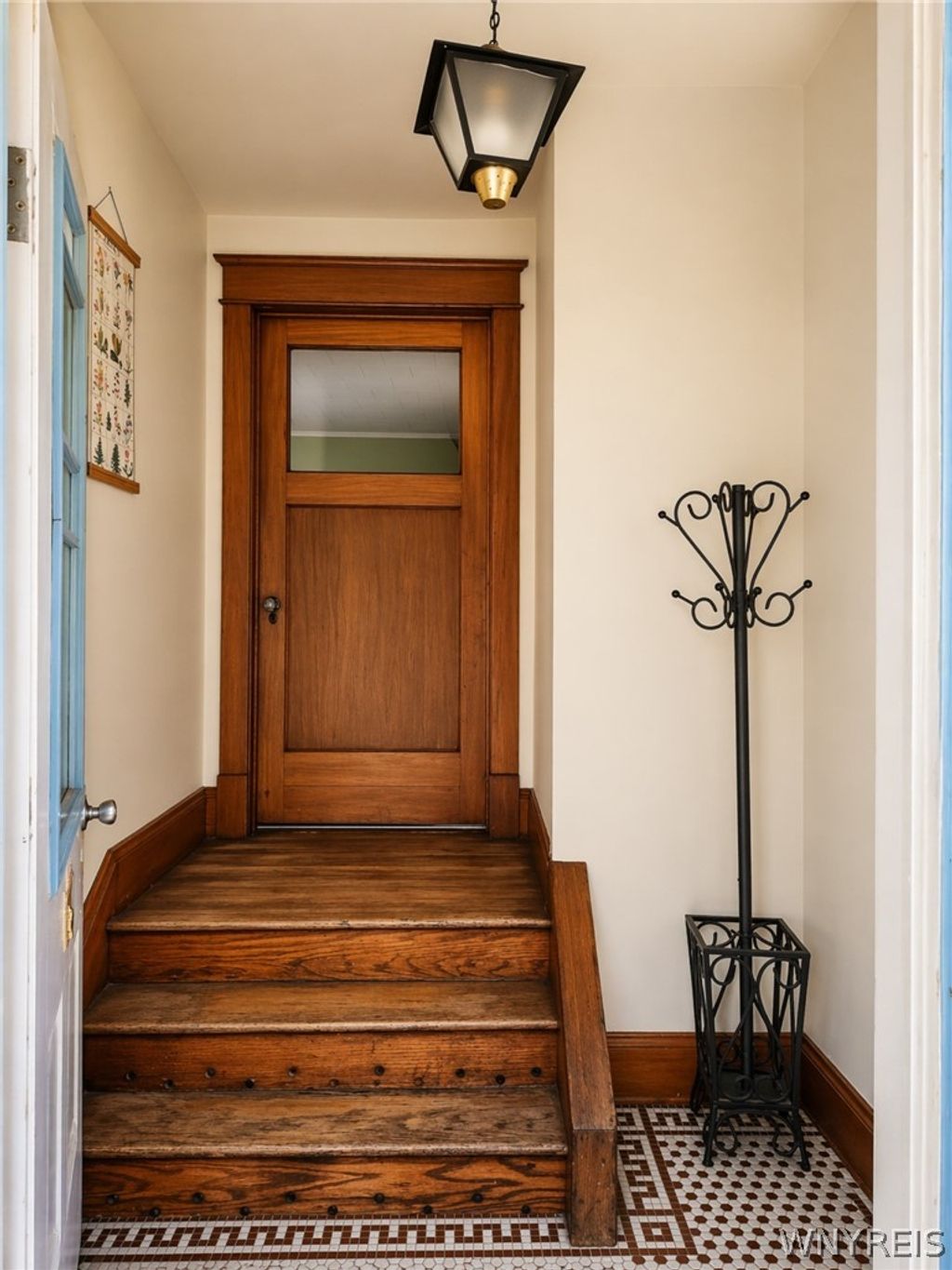 Photo of 342 Parkwood Avenue, Tonawanda, NY 14217 (MLS # B1674416)