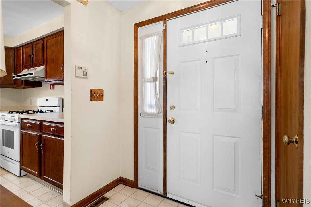 36 Michelle Drive, Lackawanna, New York image 10