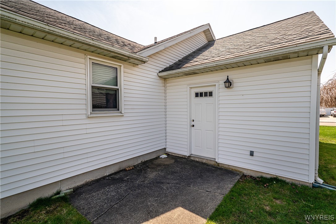 36 Michelle Drive, Lackawanna, New York image 5