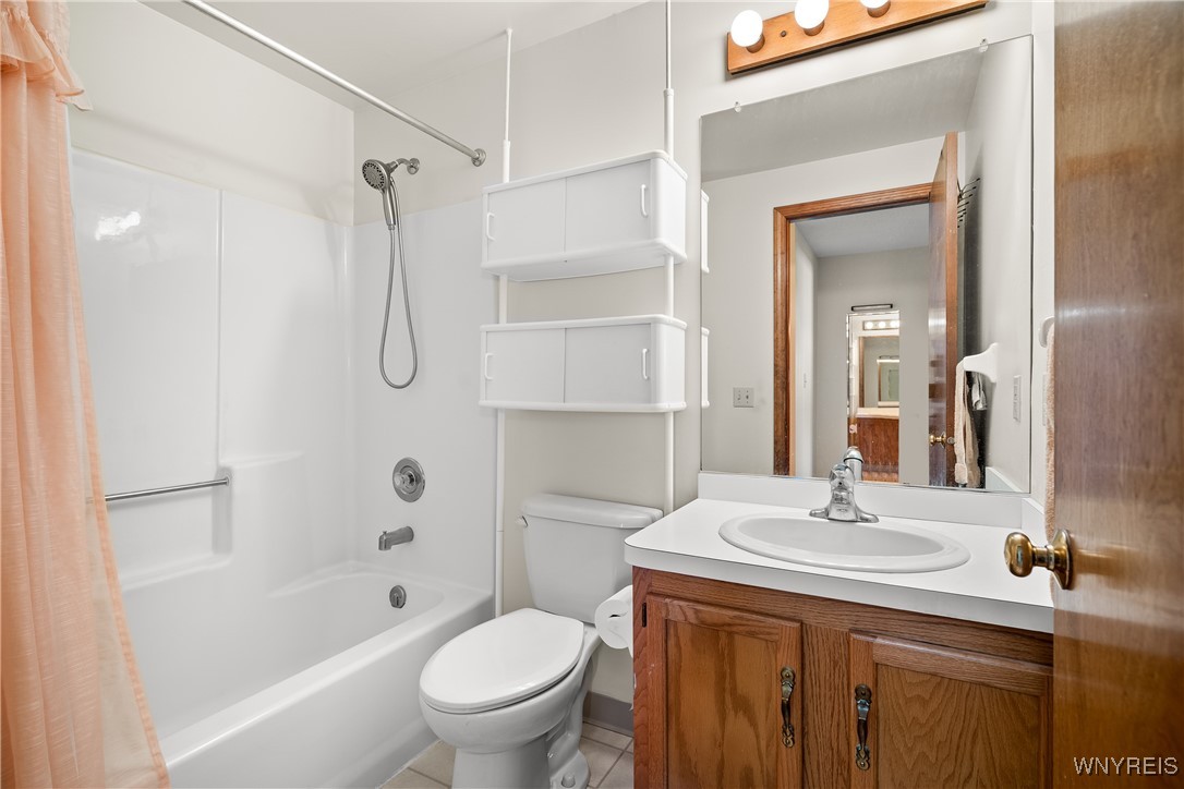 36 Michelle Drive, Lackawanna, New York image 21