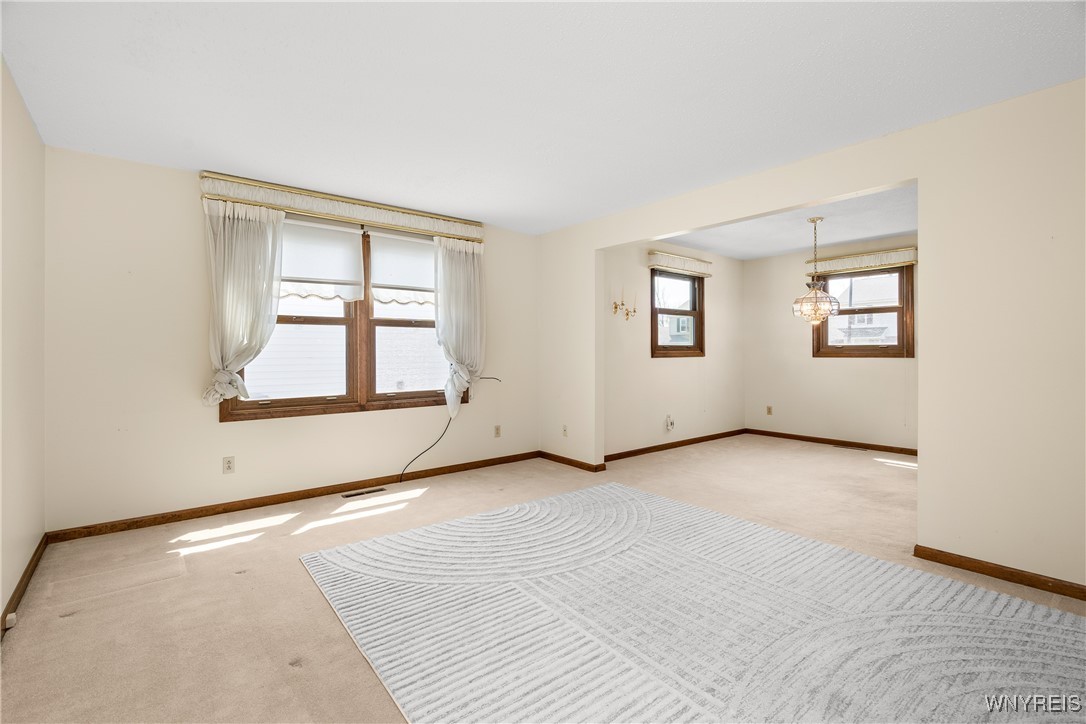 36 Michelle Drive, Lackawanna, New York image 11