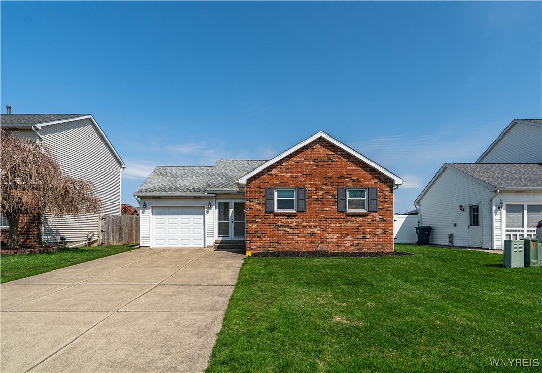 36 Michelle Drive, Lackawanna, New York image 1