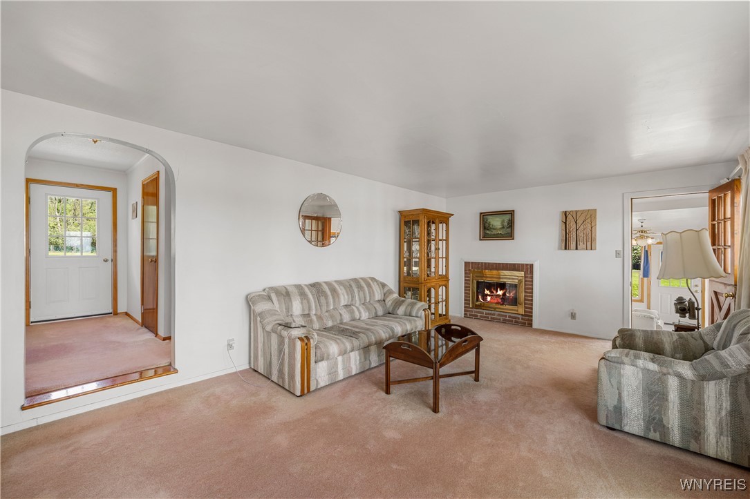 2320 E River Road, Grand Island, New York image 28
