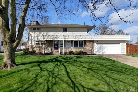 Homes For Sale - 554 Sweeney Street<br/> North Tonawanda, NY 14120