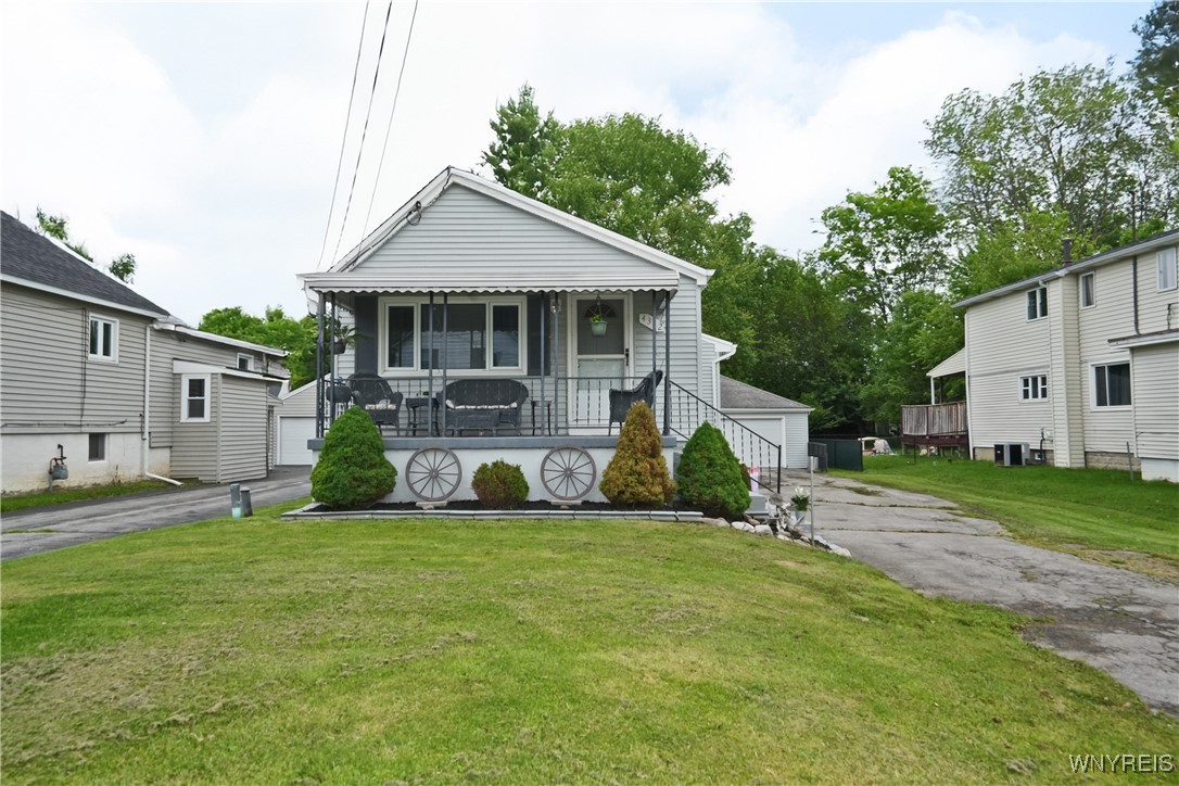 4342 Abbott Parkway, Hamburg, New York image 1
