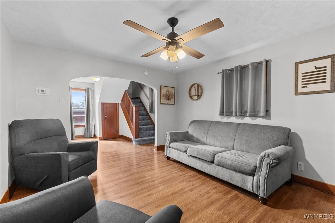 3075 Monroe Avenue, Niagara Falls, New York image 2