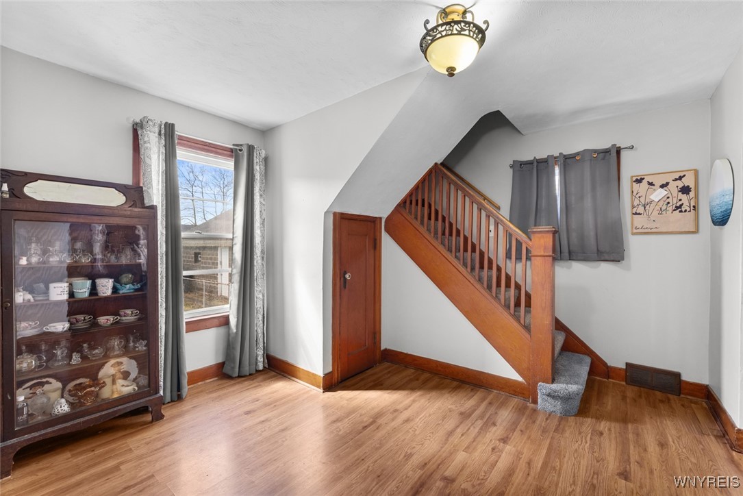 3075 Monroe Avenue, Niagara Falls, New York image 6