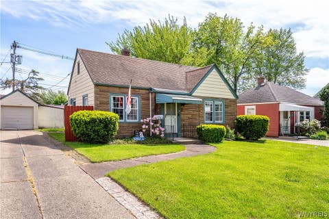 Homes For Sale - 14 Fowler Avenue<br/> Tonawanda, NY 14217