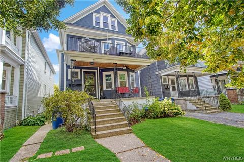 Photo of 66 Saint James Place #Lower, Buffalo, NY 14222 (MLS # B1501953)