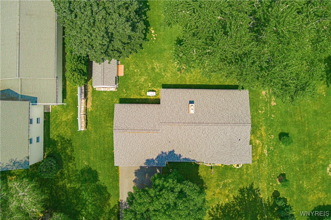 4429 E Lake Road