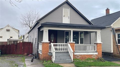 Homes For Sale - 227 Weiss Street<br/> Buffalo, NY 14206