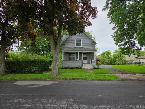 Homes For Sale - 121 Fredericka Street<br/> Niagara County, North Tonawanda, NY 14120