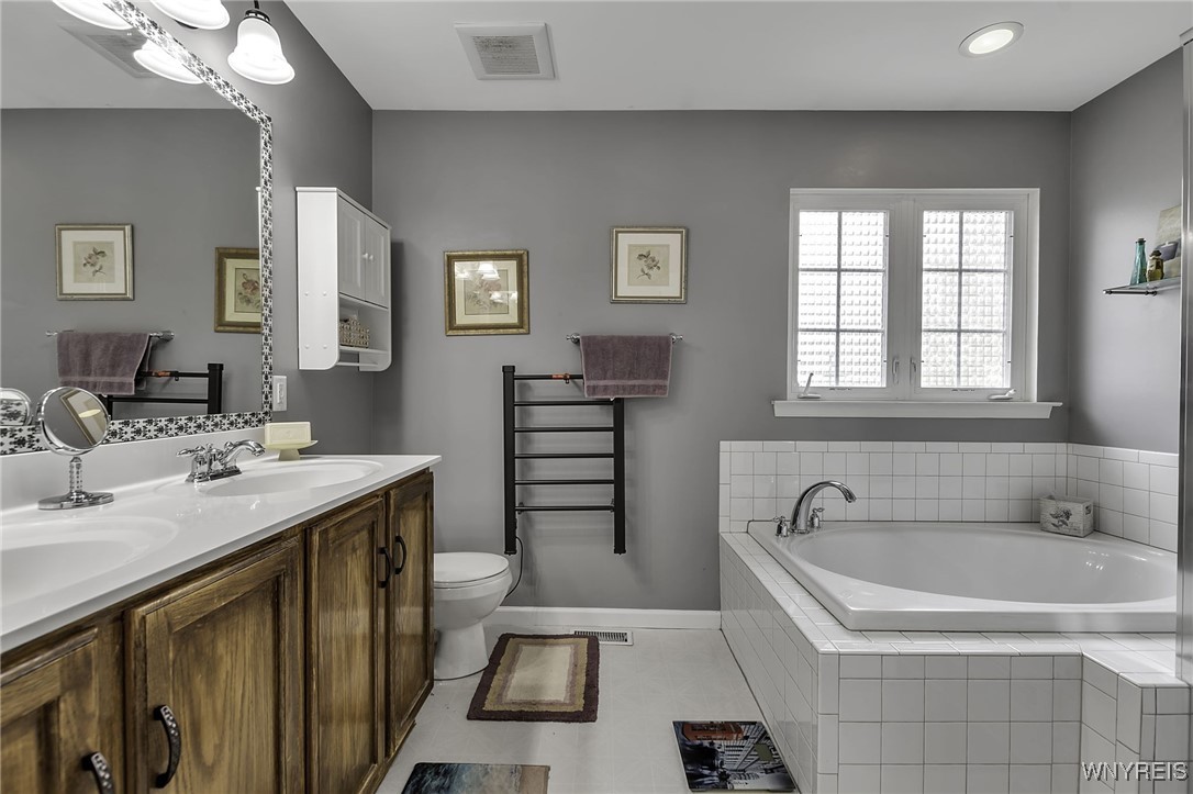 2233 Fox Chase Road, Hamburg, New York image 23