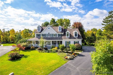6286 Everwood Court S Clarence NY 14051