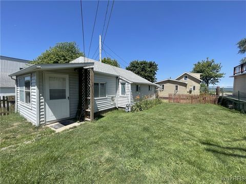 Multifamily For Sale - 5843-5845-5847 Ontario Street<br/> Newfane, NY 14126