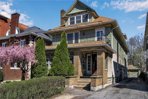 Photo of 736 W Delavan Avenue, Buffalo, NY 14222 (MLS # B1532093)